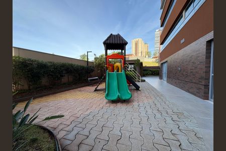 Apartamento para alugar com 132m², 3 quartos e 2 vagasÁrea comum - Playground