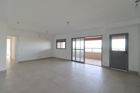 Apartamento para alugar com 132m², 3 quartos e 2 vagasSala
