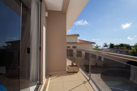 Casa de condomínio para alugar com 1000m², 5 quartos e 6 vagasSacada da Suíte 1