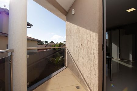 Casa de condomínio para alugar com 1000m², 5 quartos e 6 vagasSacada da Suíte 3