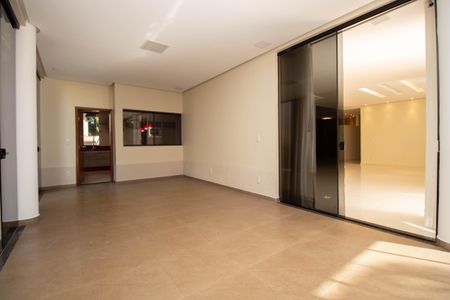 Casa de condomínio para alugar com 1000m², 5 quartos e 6 vagasChurrasqueira