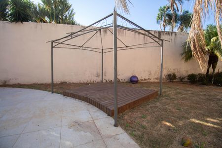 Casa de condomínio para alugar com 1000m², 5 quartos e 6 vagasPiscina