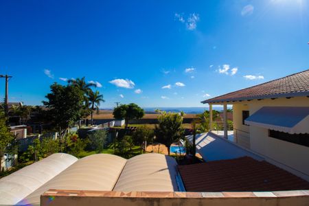 Casa de condomínio para alugar com 1000m², 5 quartos e 6 vagasVista da Suíte 4