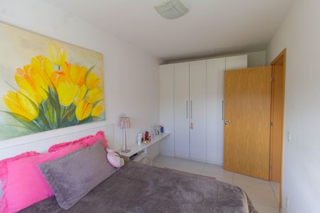Apartamento à venda com 53m², 2 quartos e 1 vagaQuarto 2