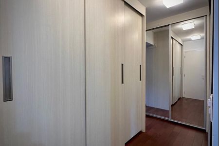 Apartamento à venda com 217m², 4 quartos e 4 vagas Apartamento à venda com 217m², 4 quartos e 4 vagasFoto 16