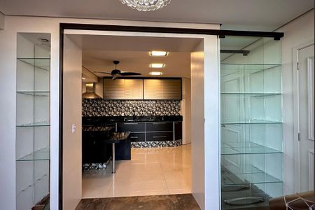 Apartamento à venda com 217m², 4 quartos e 4 vagas Apartamento à venda com 217m², 4 quartos e 4 vagasFoto 09