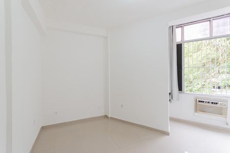 Apartamento para alugar com 86m², 3 quartos e sem vagaQuarto 2