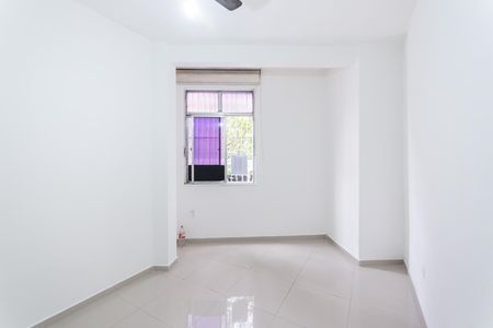 Apartamento para alugar com 86m², 3 quartos e sem vagaQuarto 1