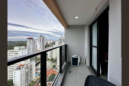 Studio para alugar com 29m², 1 quarto e 1 vagaSacada