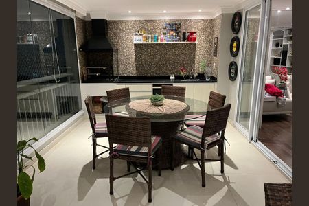 Apartamento à venda com 122m², 3 quartos e 2 vagasFoto 01