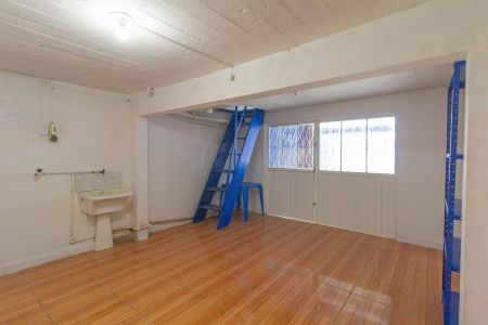 Casa à venda com 100m², 3 quartos e 3 vagasÁrea de Serviço