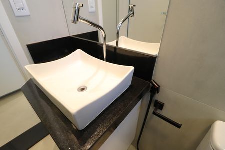 Apartamento para alugar com 63m², 2 quartos e 2 vagasBanheiro Social