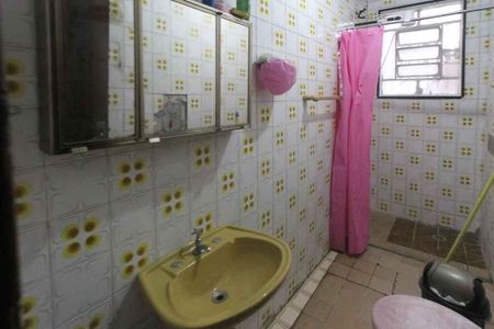 Casa para alugar com 200m², 2 quartos e 2 vagas Casa para alugar com 200m², 2 quartos e 2 vagasBanheiro