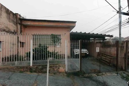 Casa para alugar com 200m², 2 quartos e 2 vagas Casa para alugar com 200m², 2 quartos e 2 vagasFachada