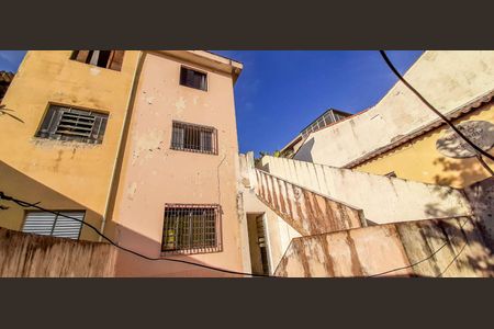 Casa para alugar com 60m², 1 quarto e sem vaga Casa para alugar com 60m², 1 quarto e sem vagaFachada