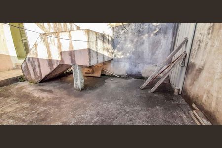 Casa para alugar com 60m², 1 quarto e sem vaga Casa para alugar com 60m², 1 quarto e sem vagaQuintal