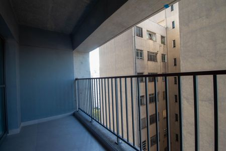 Apartamento para alugar com 41m², 2 quartos e sem vagaVaranda