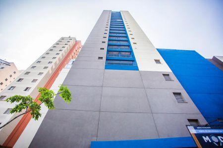 Apartamento para alugar com 37m², 1 quarto e 1 vaga Apartamento para alugar com 37m², 1 quarto e 1 vagaFachada