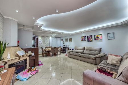 Casa à venda com 289m², 4 quartos e 5 vagas Casa à venda com 289m², 4 quartos e 5 vagasSala