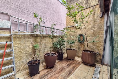 Casa à venda com 289m², 4 quartos e 5 vagas Casa à venda com 289m², 4 quartos e 5 vagasJardim