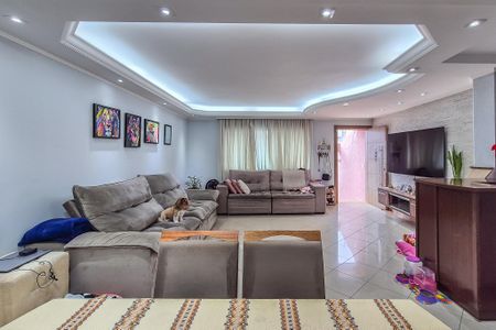 Casa à venda com 289m², 4 quartos e 5 vagas Casa à venda com 289m², 4 quartos e 5 vagasSala