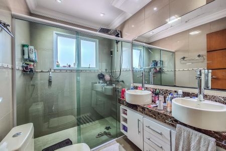 Casa à venda com 289m², 4 quartos e 5 vagas Casa à venda com 289m², 4 quartos e 5 vagasBanheiro da Suíte 3