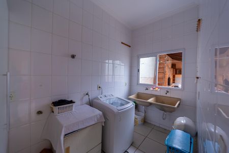 Casa à venda com 350m², 4 quartos e 6 vagasÁrea de Serviço