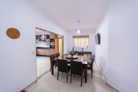 Casa à venda com 350m², 4 quartos e 6 vagasSala de Jantar