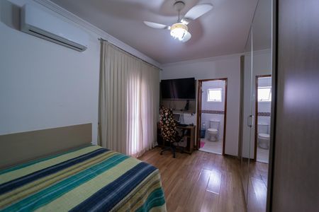 Casa à venda com 350m², 4 quartos e 6 vagasSuíte 3