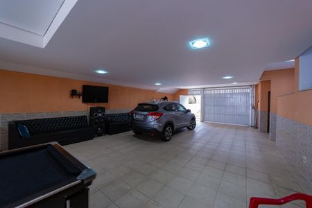 Casa à venda com 350m², 4 quartos e 6 vagasGaragem