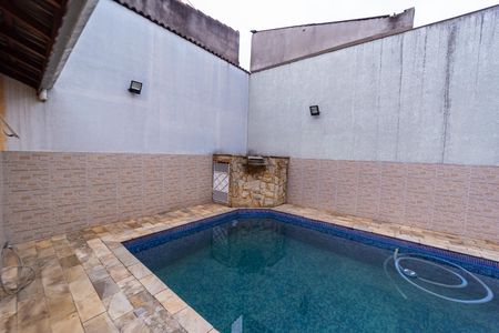 Casa à venda com 350m², 4 quartos e 6 vagasPiscina