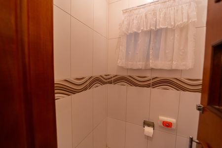 Casa à venda com 350m², 4 quartos e 6 vagasLavabo