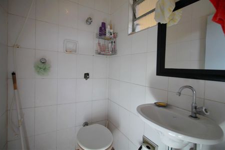 Casa à venda com 273m², 3 quartos e 4 vagasBanheiro de serviço