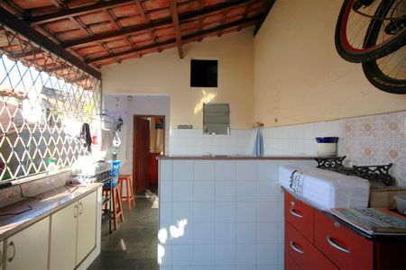 Casa à venda com 273m², 3 quartos e 4 vagasÁrea de Serviço