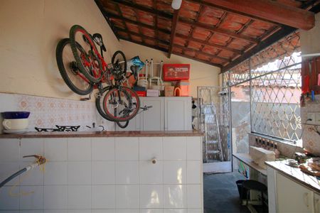 Casa à venda com 273m², 3 quartos e 4 vagasÁrea de Serviço