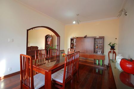 Casa à venda com 273m², 3 quartos e 4 vagasSala de Jantar