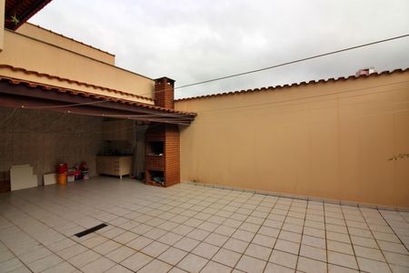 Casa à venda com 362m², 3 quartos e 3 vagasÁrea Externa