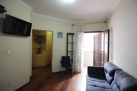 Casa à venda com 362m², 3 quartos e 3 vagasSuíte 1