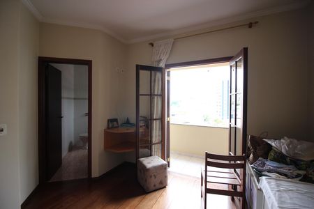 Casa à venda com 362m², 3 quartos e 3 vagasSuíte 3