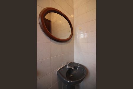 Casa à venda com 362m², 3 quartos e 3 vagasBanheiro de Serviço