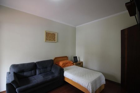 Casa à venda com 362m², 3 quartos e 3 vagasSuíte 1