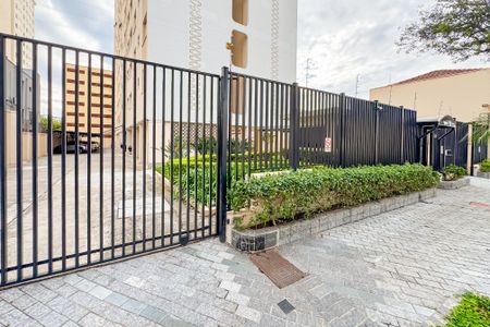 Apartamento à venda com 55m², 1 quarto e 1 vaga Apartamento à venda com 55m², 1 quarto e 1 vagaFachada