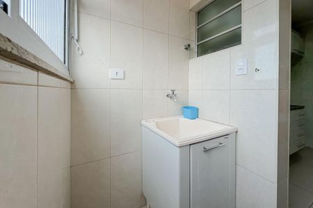 Apartamento à venda com 55m², 1 quarto e 1 vaga Apartamento à venda com 55m², 1 quarto e 1 vagaÁrea de Serviço