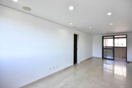 Apartamento à venda com 228m², 4 quartos e 4 vagasSala de Tv
