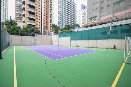 Apartamento à venda com 228m², 4 quartos e 4 vagasQuadra