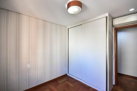 Apartamento à venda com 228m², 4 quartos e 4 vagasSuíte 1