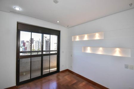 Apartamento à venda com 228m², 4 quartos e 4 vagasSuíte 4
