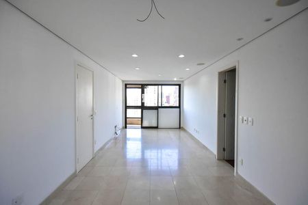 Apartamento à venda com 228m², 4 quartos e 4 vagasSala de Tv