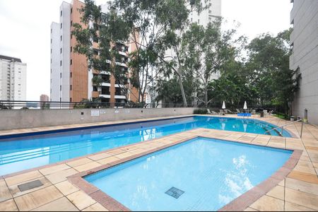 Apartamento à venda com 228m², 4 quartos e 4 vagasÁrea comum