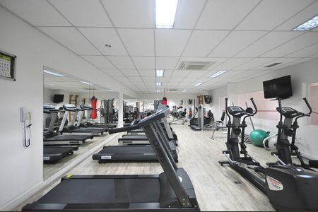 Apartamento à venda com 228m², 4 quartos e 4 vagasAcademia